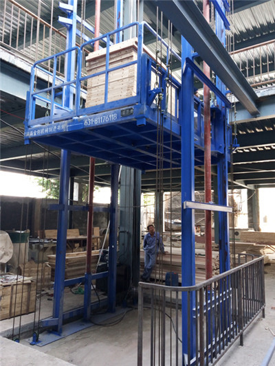 液壓升降貨梯-導(dǎo)軌鏈條式 液壓升降貨梯-導(dǎo)軌鏈條式